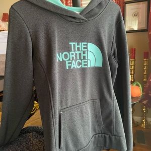 The North Face Women’s Hoodie Sweatshirt